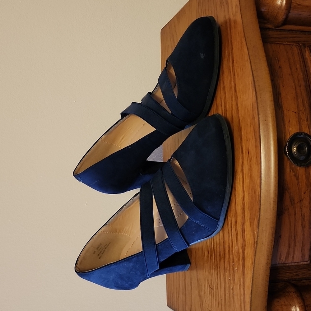 Navy Like New Journee Collection Loren Pumps